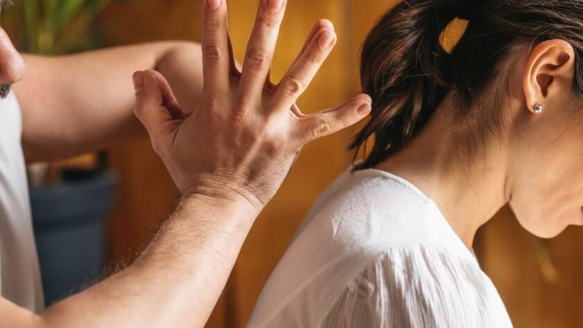 Pain relief massage therapy, massage for pain relief, therapeutic massage for pain, muscle pain relief through massage, chronic pain relief with massage, deep tissue massage for pain, massage for joint pain relief, relieving back pain with massage, massage for sore muscles, pain management through massage therapy, therapeutic bodywork for pain relief