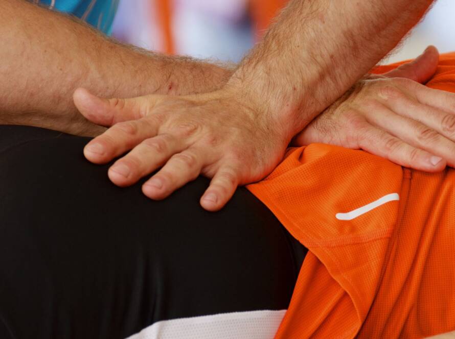 Sports recovery massage, massage for athletic recovery, post-workout recovery massage, muscle recovery through sports massage, deep tissue massage for recovery, sports massage for injury prevention, reducing soreness with sports massage, recovery massage techniques for athletes