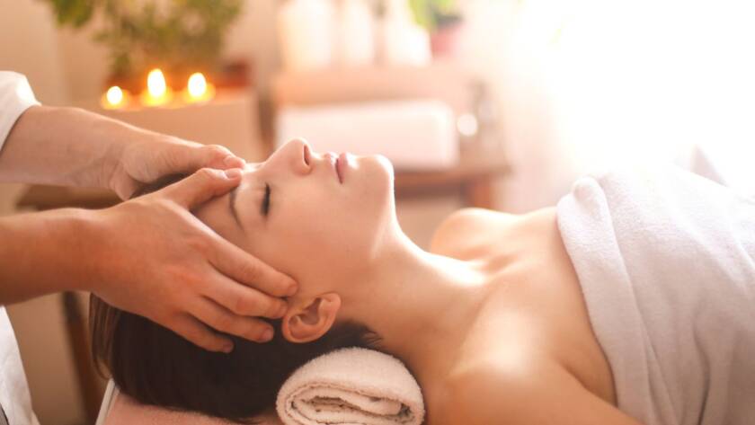 Massage therapy contraindications, When not to get a massage, Conditions that prevent massage, Contraindications for massage treatment, Health issues and massage risks, Medical reasons to avoid massage, Massage safety guidelines, Contraindicated conditions in massage, Precautions for massage therapy